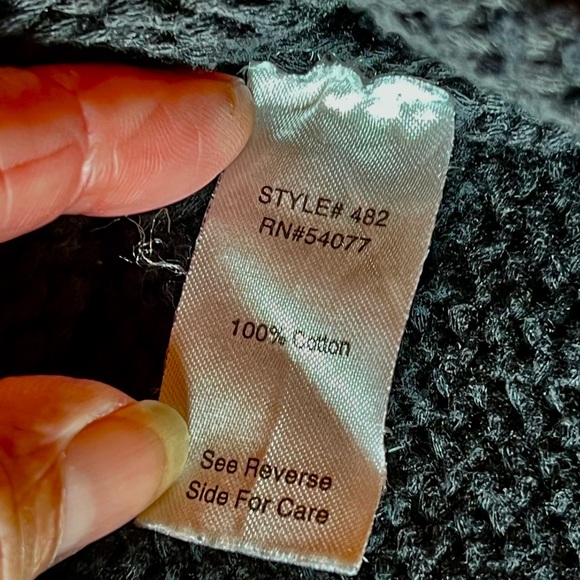 SALE! BUY or BUNDLE! CABI Vest SzM Blk Super Cute over dresses, tanks,blouses! - Picture 3 of 13